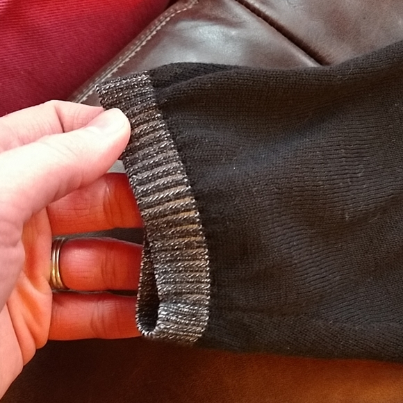 Like new! Lole Mable mesh crochet tunic sweater - Picture 4 of 4